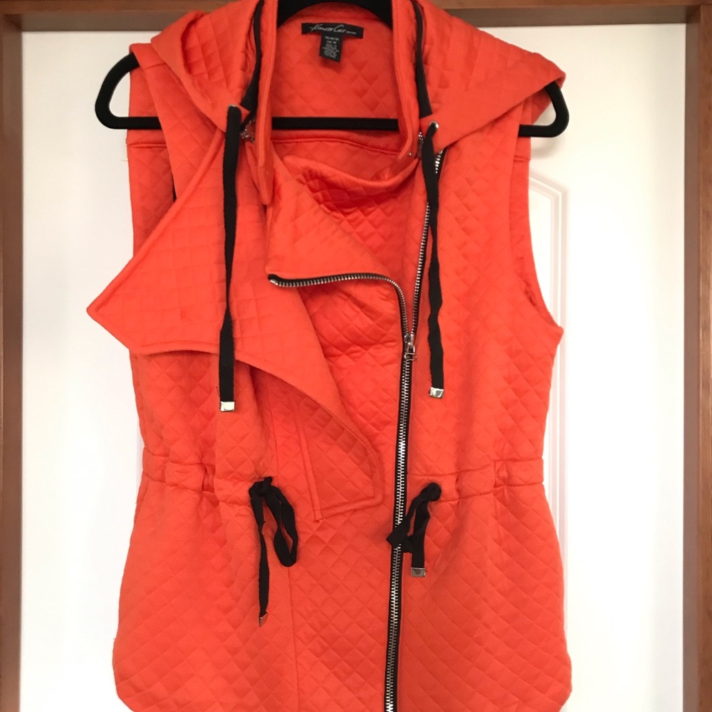 Kenneth Cole - women’s vest